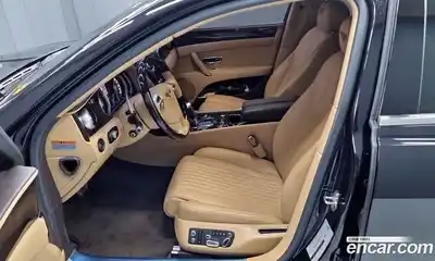 Bentley Flying Spur 2018 4.0 гидро в Москве № 1253778, миниатюра 7