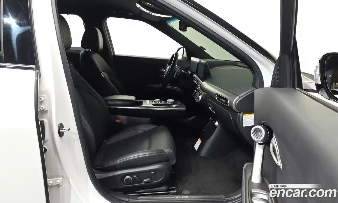 Genesis GV60 2022 0.1 Автомат в Москве № 1278295, фото 11