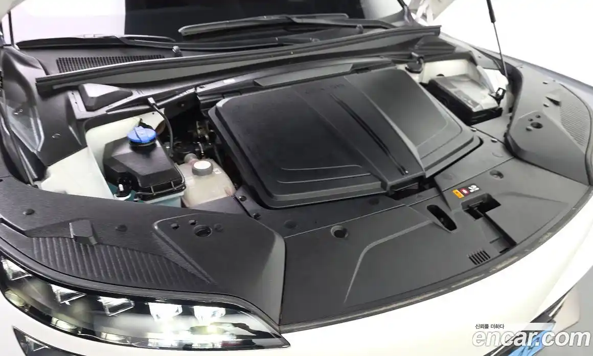 Genesis GV60 2022 0.1 Автомат в Москве № 1278295, фото 6