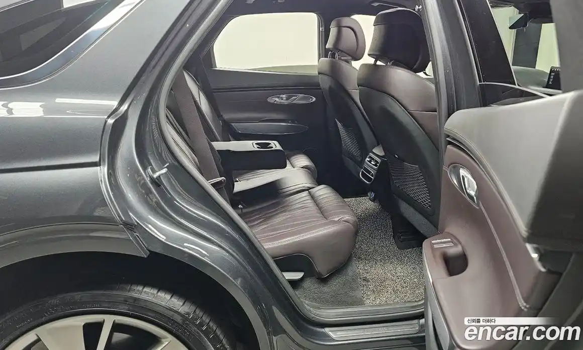 Genesis GV70 2021 2.2 Автомат в Москве № 1278319, фото 12