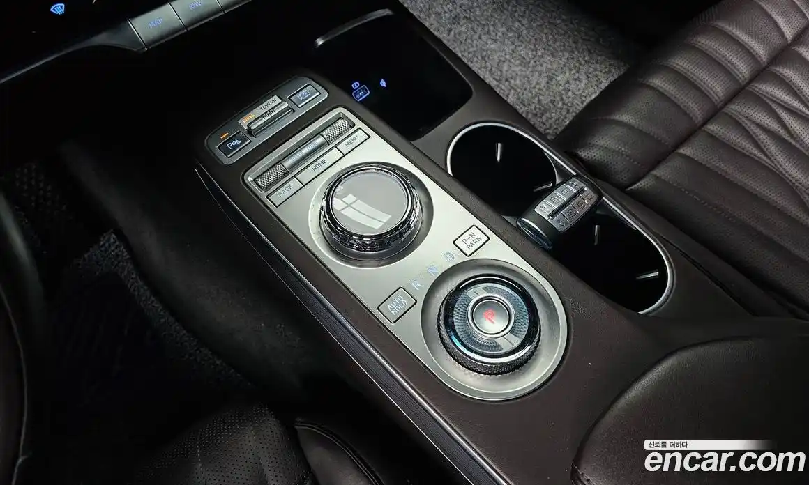 Genesis GV70 2021 2.2 Автомат в Москве № 1278319, фото 9