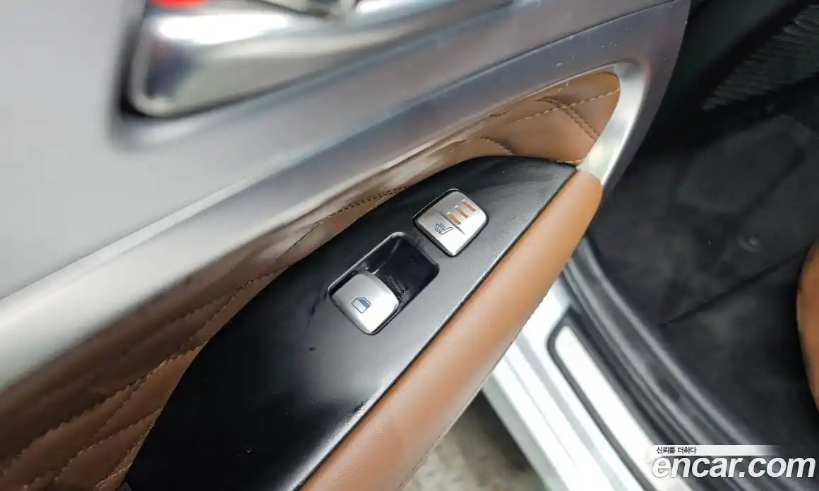 Genesis G70 2019 2.0 Автомат в Москве № 1278325, фото 19