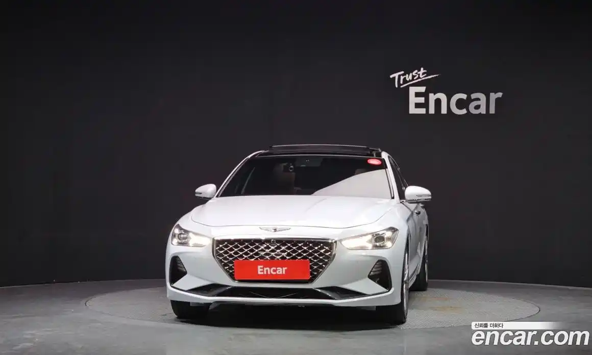 Genesis G70 2019 2.0 Автомат в Москве № 1278325, фото 3