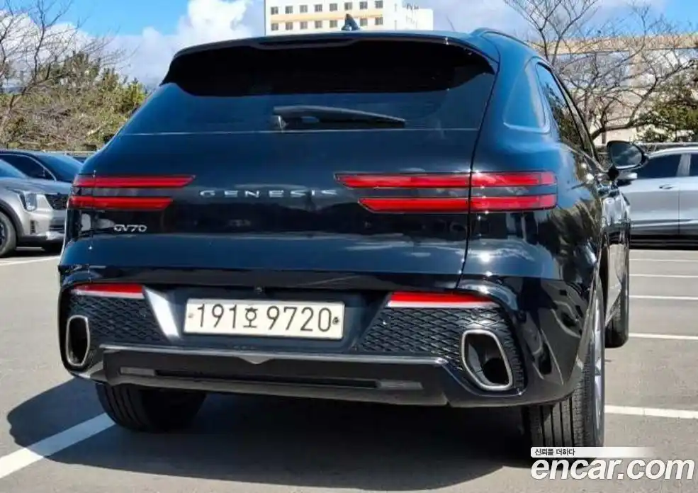 Genesis GV70 2022 2.5 Автомат в Москве № 1278366, фото 3