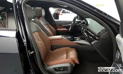BMW 5-Series 2025 2.0 гидро в Москве № 1278881, миниатюра 11