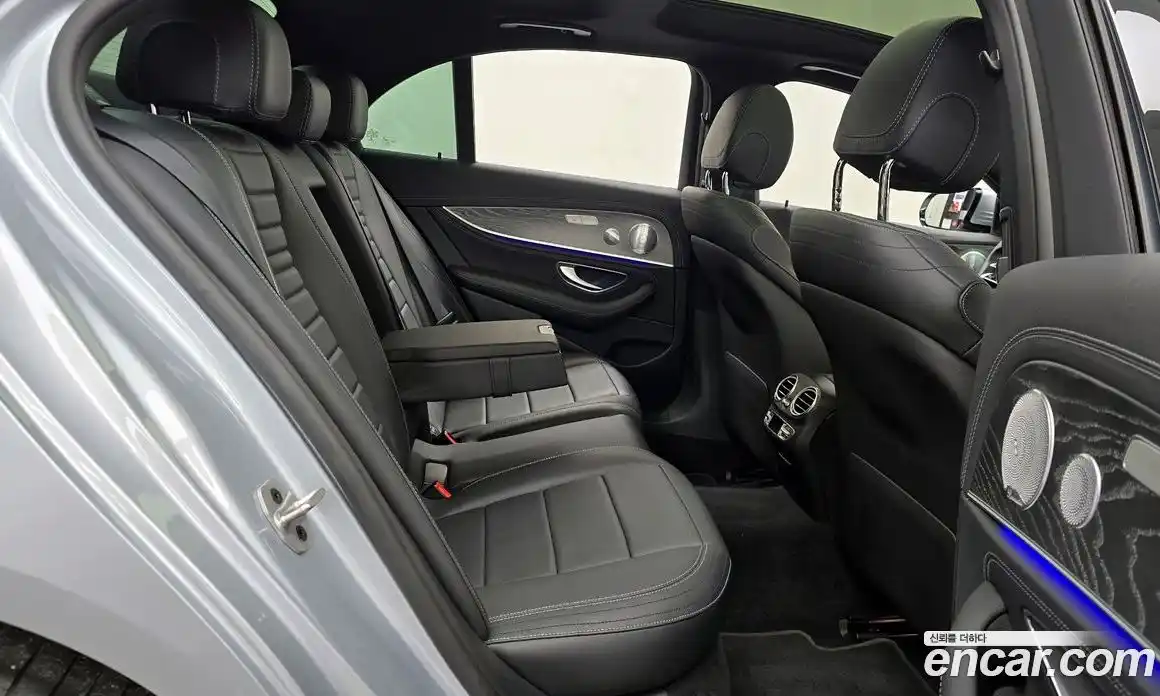 Mercedes-Benz E-Class 2021 2.0 гидро в Москве, фото 12