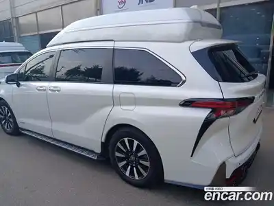 Toyota Sienna 2021 2.5 гидро в Москве № 1280815, миниатюра 2