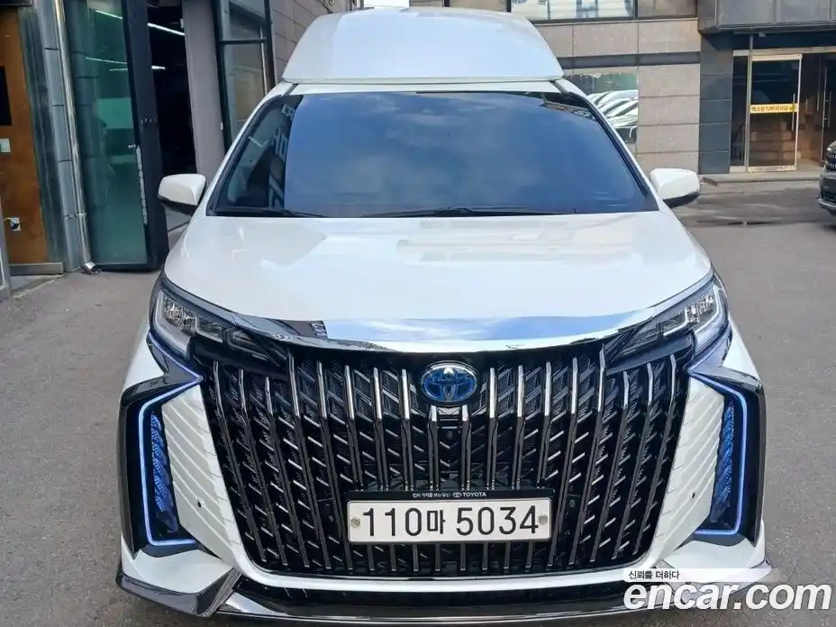 Toyota Sienna 2021 2.5 гидро в Москве № 1280815, фото 4