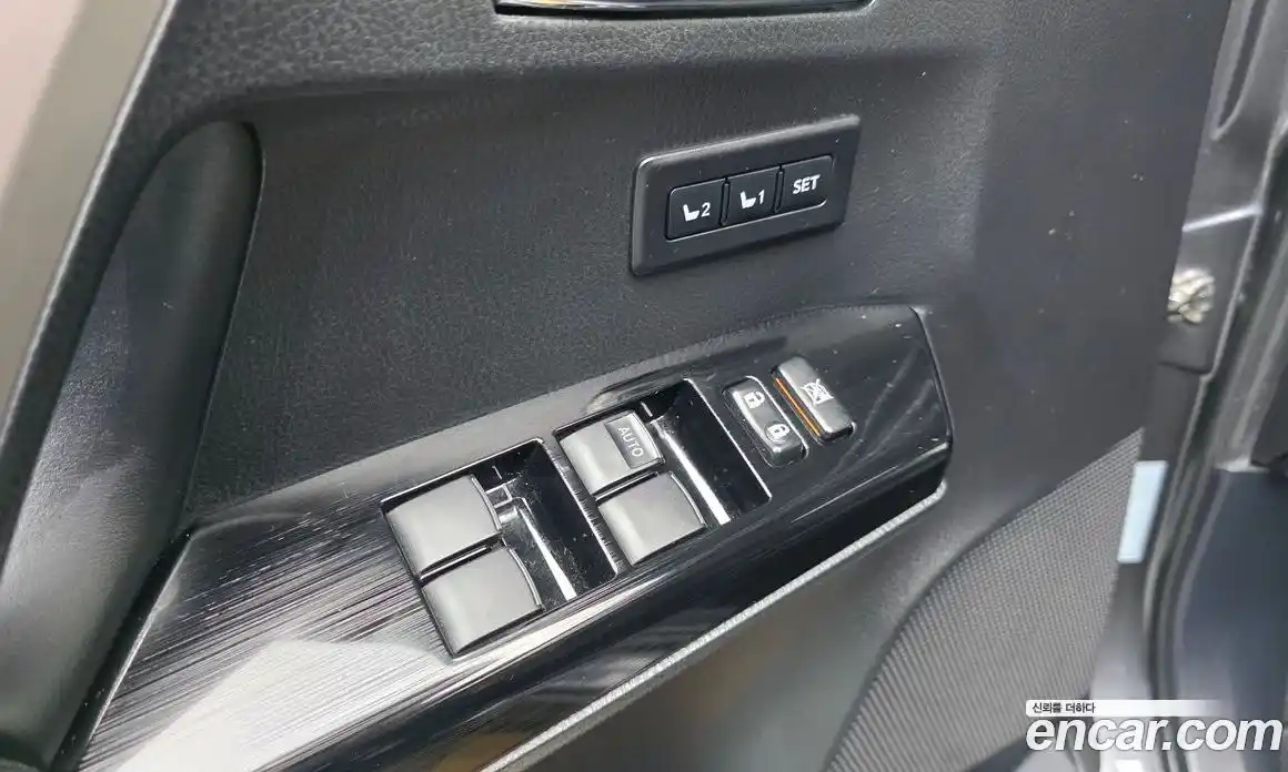 Toyota RAV4 2017 2.5 гидро в Москве № 1281090, фото 13