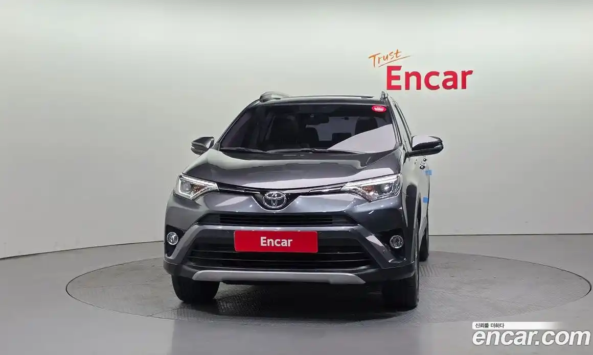 Toyota RAV4 2017 2.5 гидро в Москве № 1281090, фото 3
