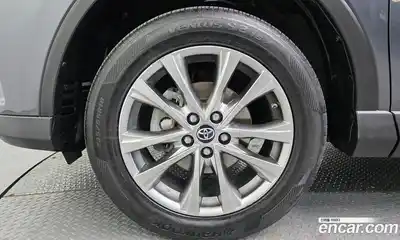 Toyota RAV4 2017 2.5 гидро в Москве № 1281090, миниатюра 5
