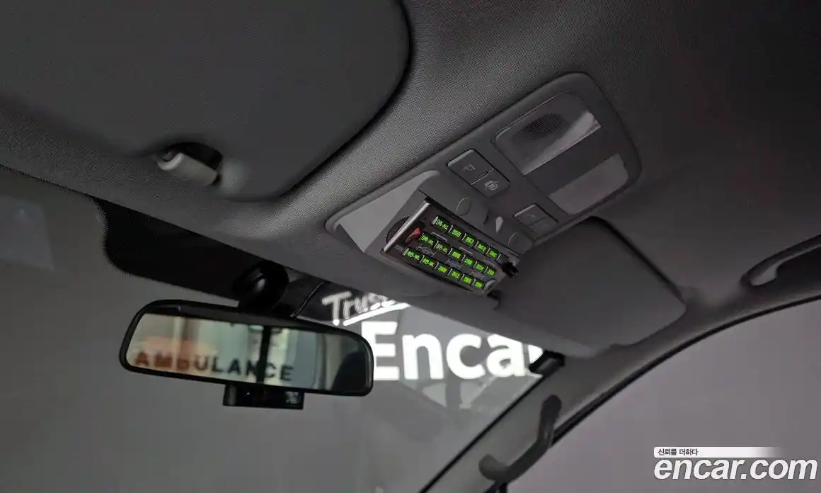 Hyundai Starex 2019 2.5 Автомат в Москве № 1288344, фото 17