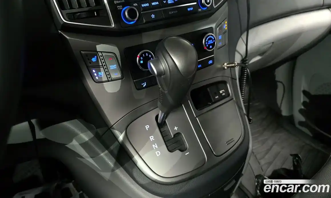 Hyundai Starex 2019 2.5 Автомат в Москве № 1288344, фото 9