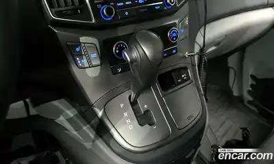 Hyundai Starex 2019 2.5 Автомат в Москве № 1288344, миниатюра 9