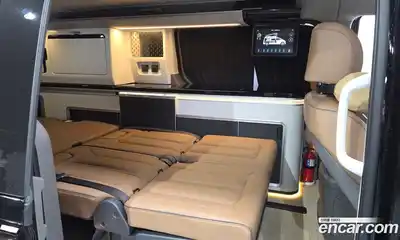 Hyundai Staria 2023 2.2 гидро в Москве № 1288576, миниатюра 12