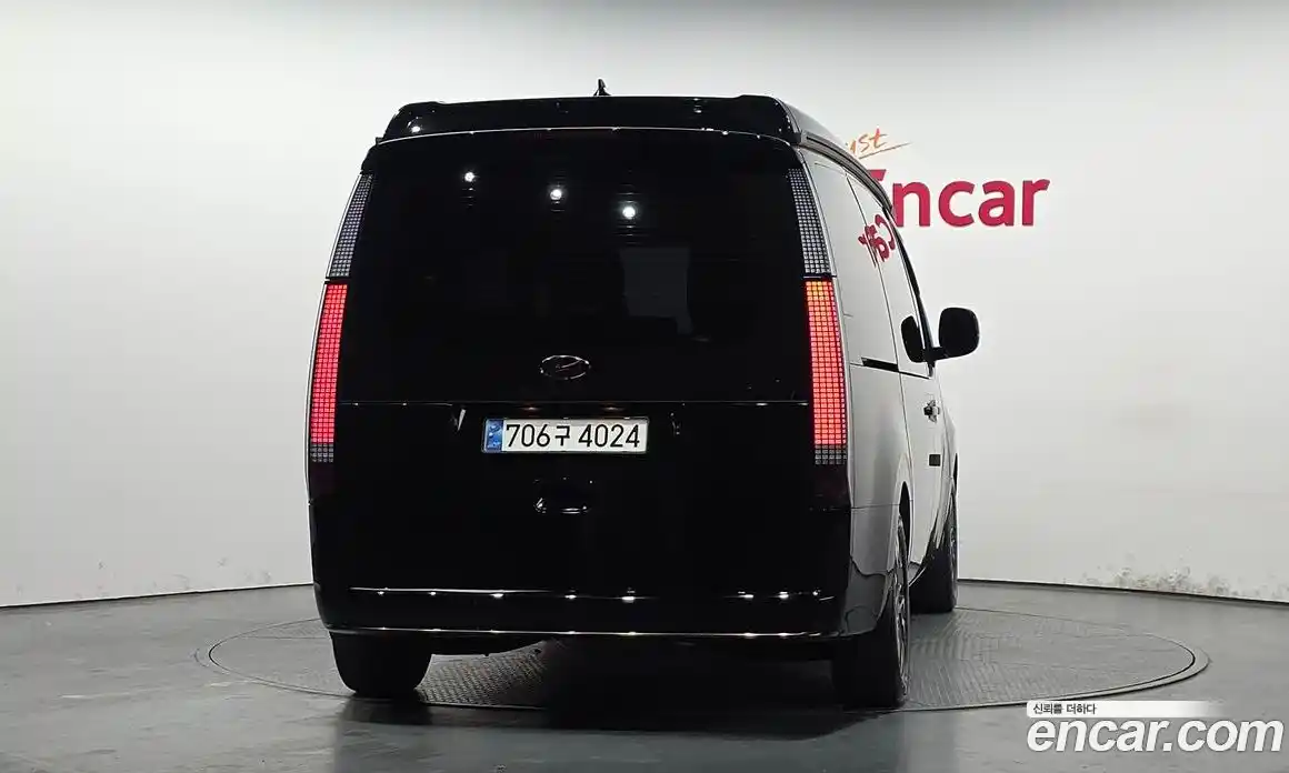 Hyundai Staria 2023 2.2 гидро в Москве № 1288576, фото 4