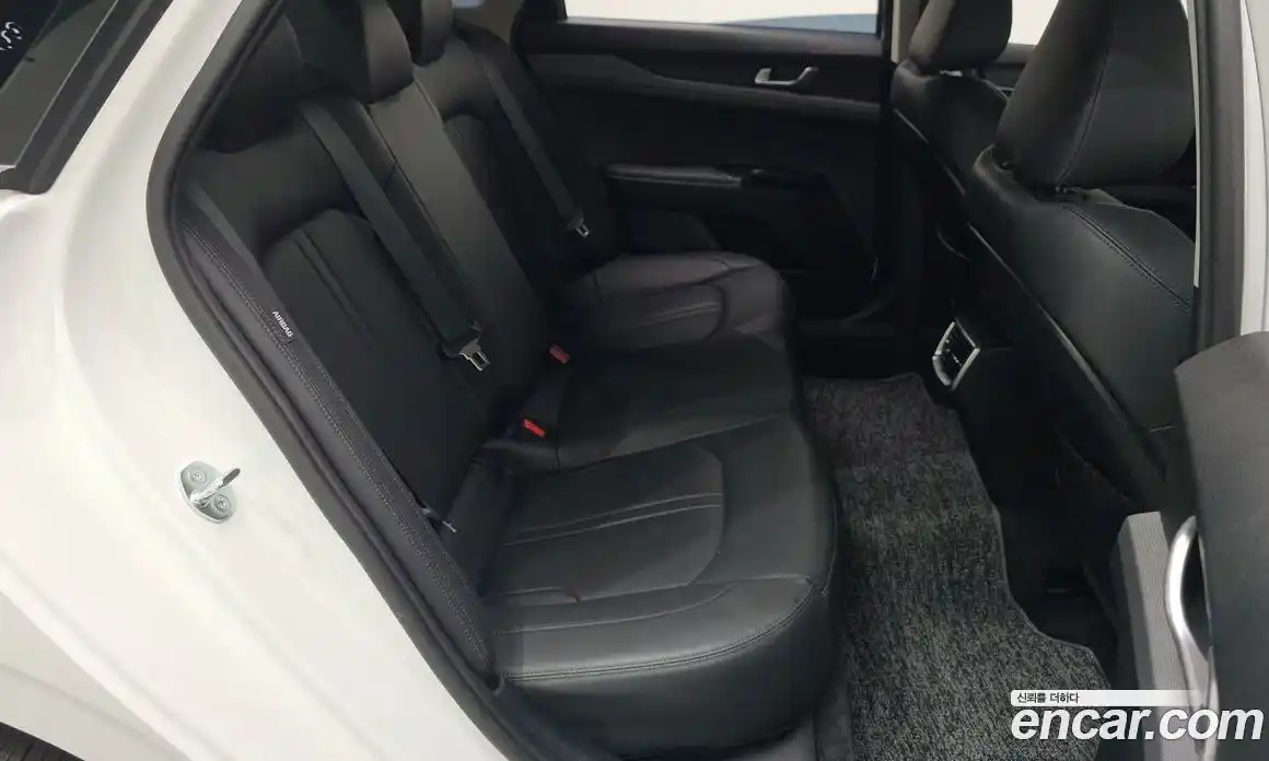 Kia K5 2023 2.0 Автомат в Москве № 1288839, фото 12