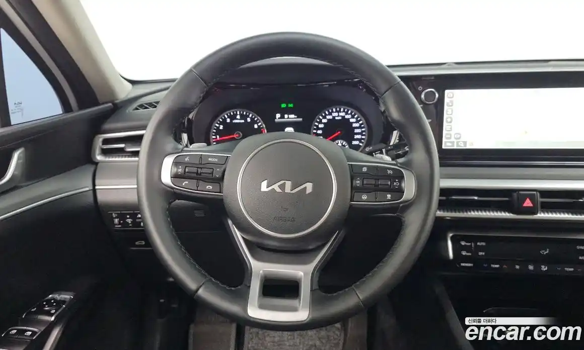 Kia K5 2023 2.0 Автомат в Москве № 1288839, фото 14