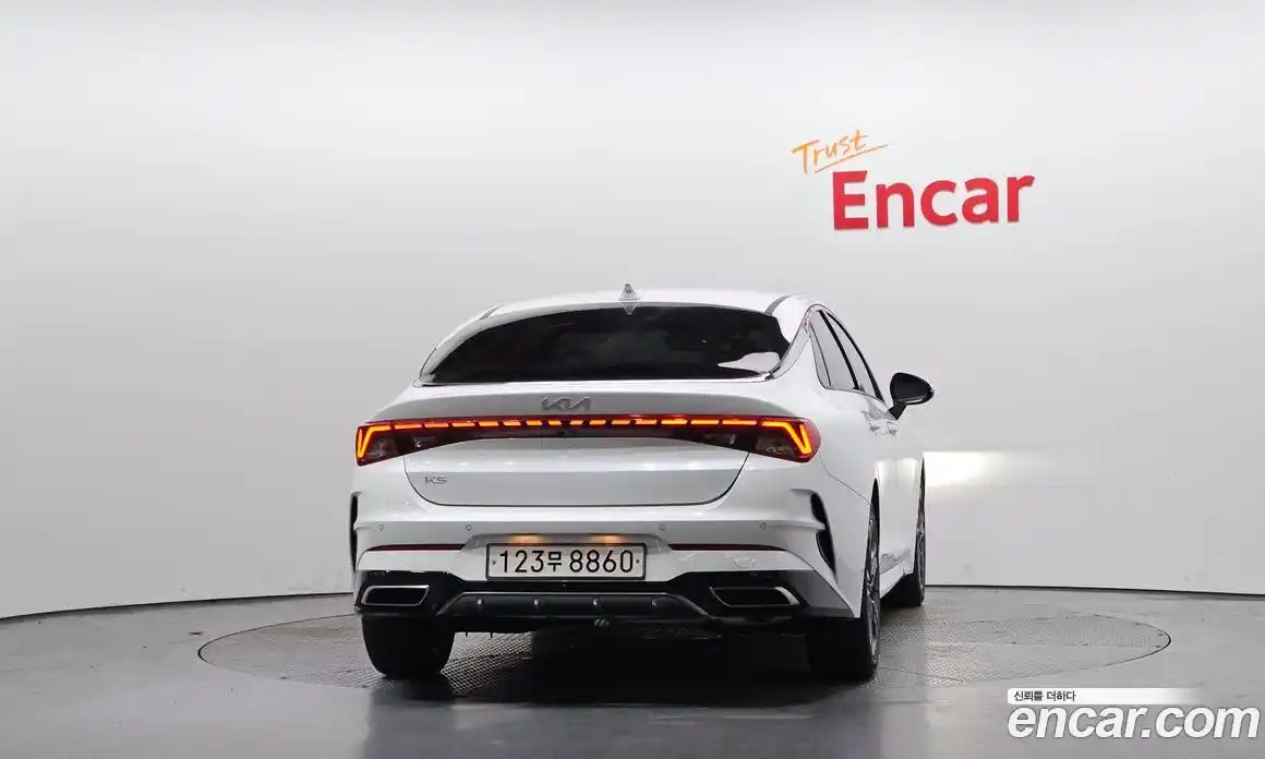 Kia K5 2023 2.0 Автомат в Москве № 1288839, фото 4