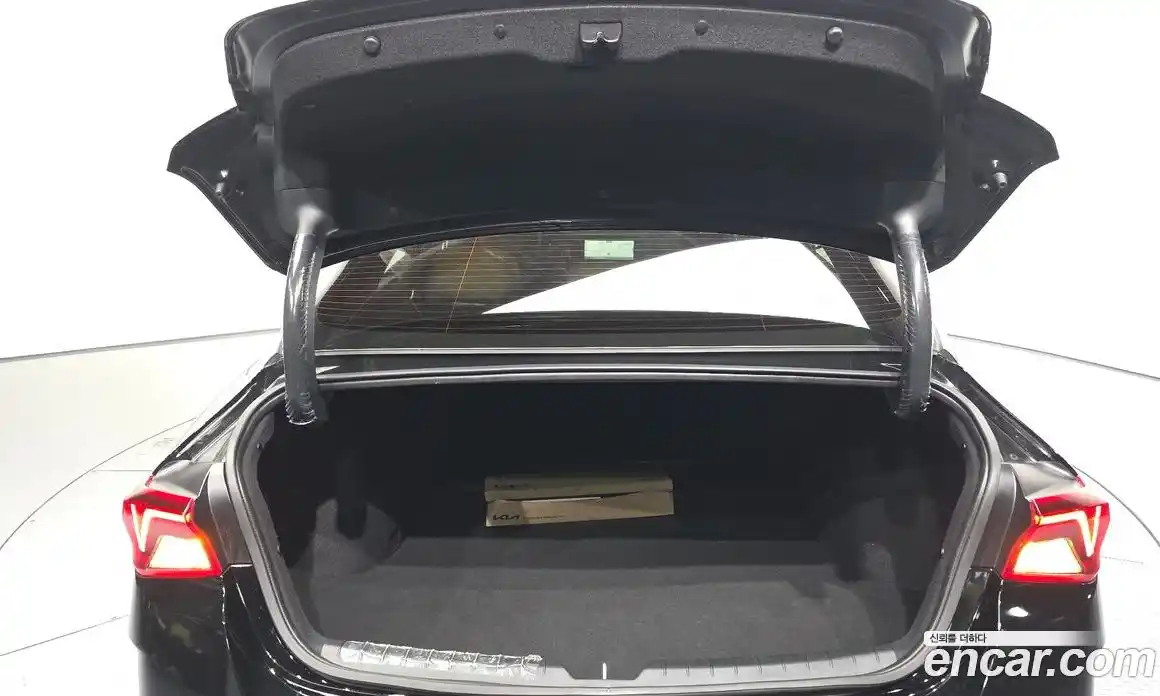 Kia K5 2023 2.0 Автомат в Москве № 1289035, фото 20