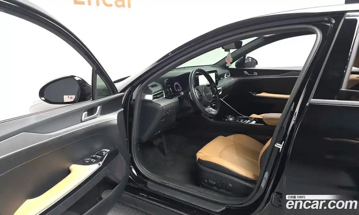 Kia K5 2023 2.0 Автомат в Москве № 1289035, фото 10