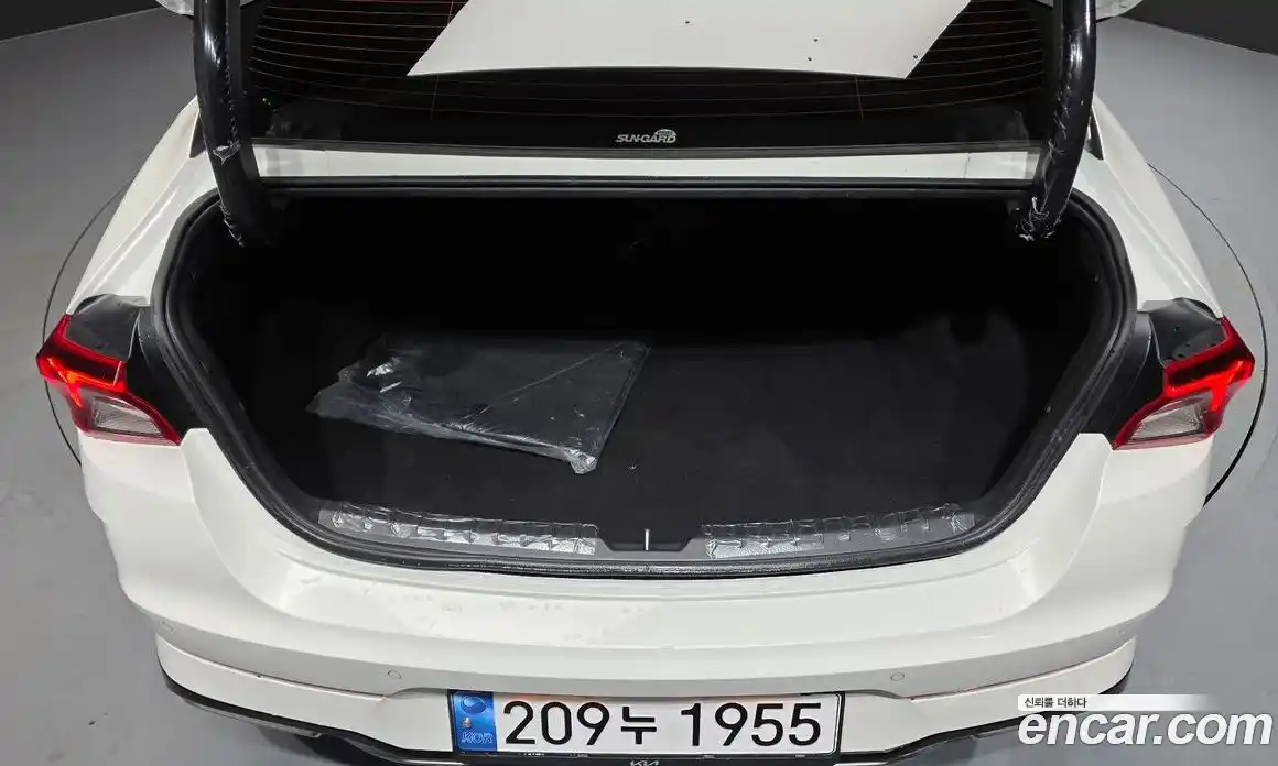 Kia K5 2022 2.0 Автомат в Москве № 1289053, фото 20