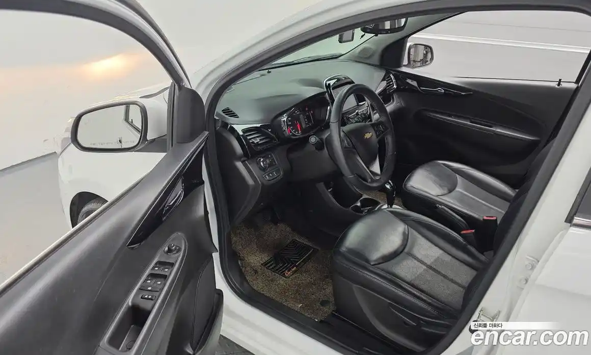 Chevrolet Spark 2016 1.0 гидро в Москве, фото 10