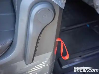 Hyundai Staria 2025 1.6 гидро в Москве № 1290414, миниатюра 12