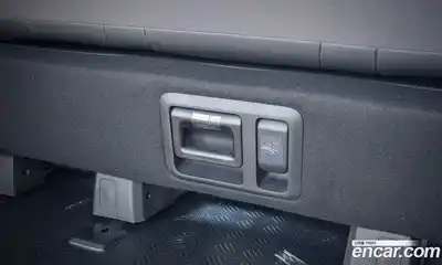 Hyundai Staria 2025 1.6 гидро в Москве № 1290414, миниатюра 8