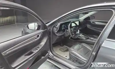 Hyundai Grandeur 2022 2.4 Автомат в Москве № 1290647, миниатюра 11
