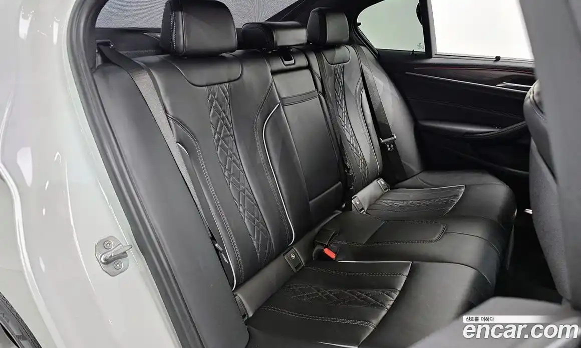 BMW 5-Series 2018 2.0 Автомат в Москве № 1290745, фото 12