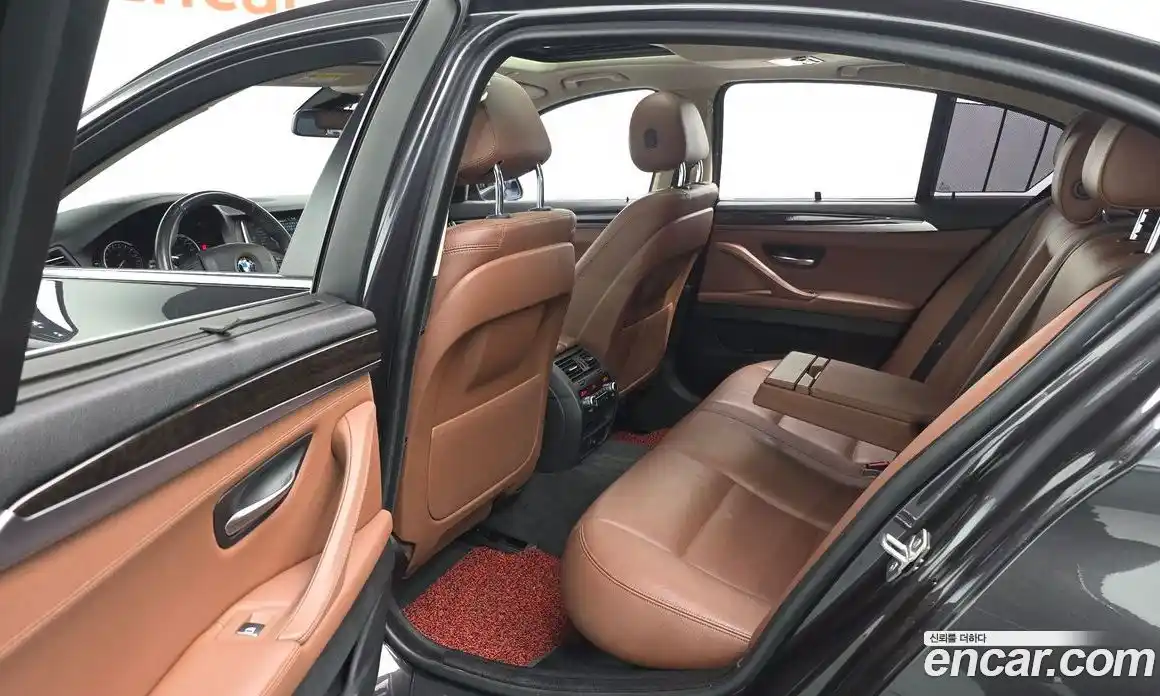 BMW 5-Series 2014 2.0 Автомат в Москве № 1290851, фото 11