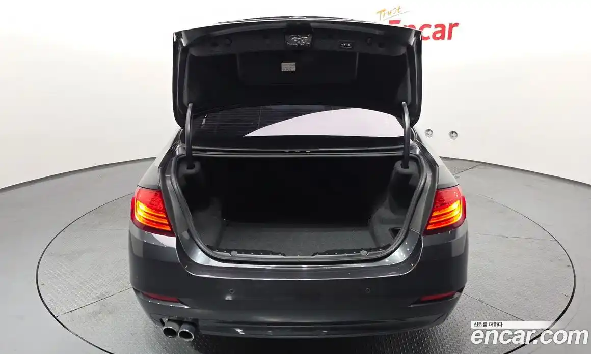 BMW 5-Series 2014 2.0 Автомат в Москве № 1290851, фото 20