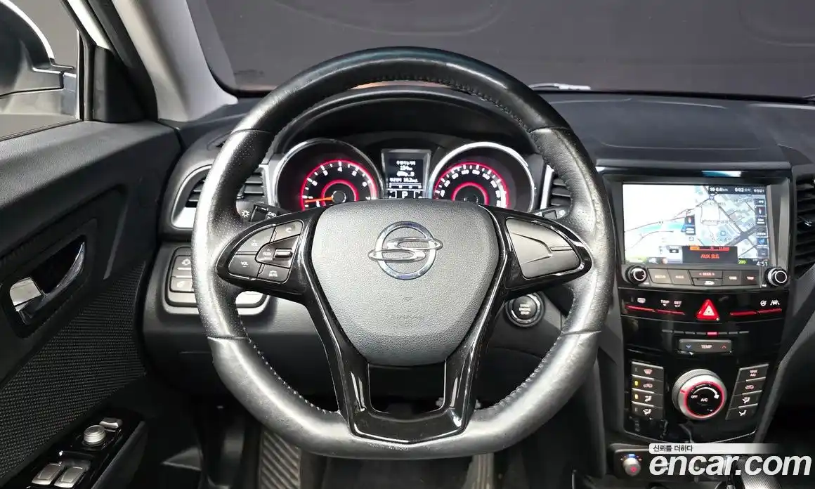 SsangYong TIBOLI 2017 1.6 Автомат в Москве № 1291215, фото 13