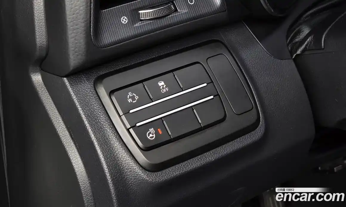 SsangYong TIBOLI 2017 1.6 Автомат в Москве № 1291215, фото 16