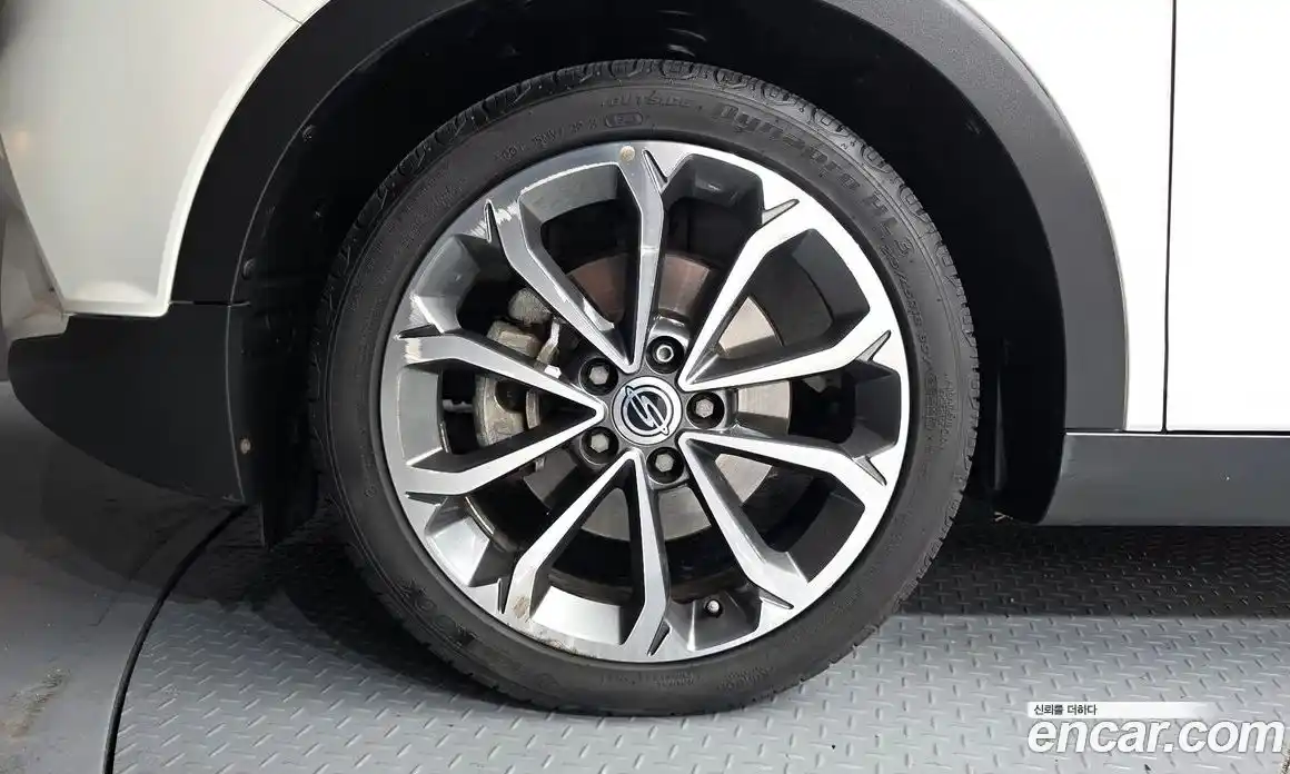 SsangYong TIBOLI 2017 1.6 Автомат в Москве № 1291215, фото 5