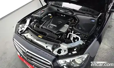 Mercedes-Benz E-Class 2022 2.0 гидро в Москве, миниатюра 6