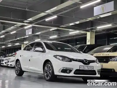 Renault SM3 2014 1.6 гидро в Москве № 1291367, миниатюра 5