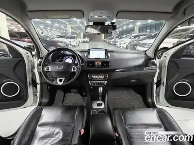 Renault SM3 2014 1.6 гидро в Москве № 1291367, миниатюра 9