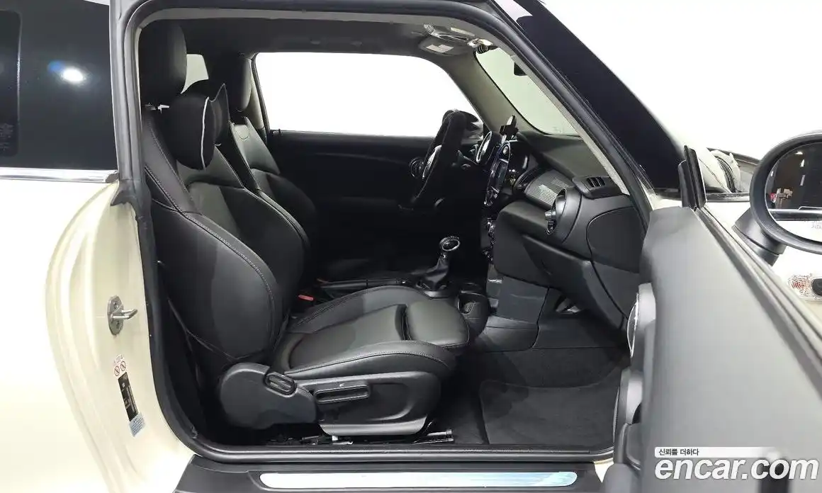 Mini Cooper 2018 1.5 гидро в Москве № 1293364, фото 11