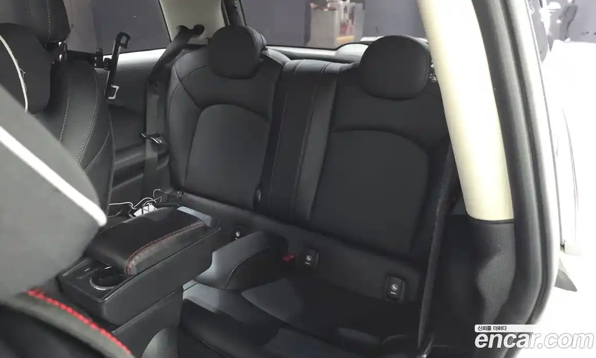 Mini Cooper 2018 1.5 гидро в Москве № 1293364, фото 12