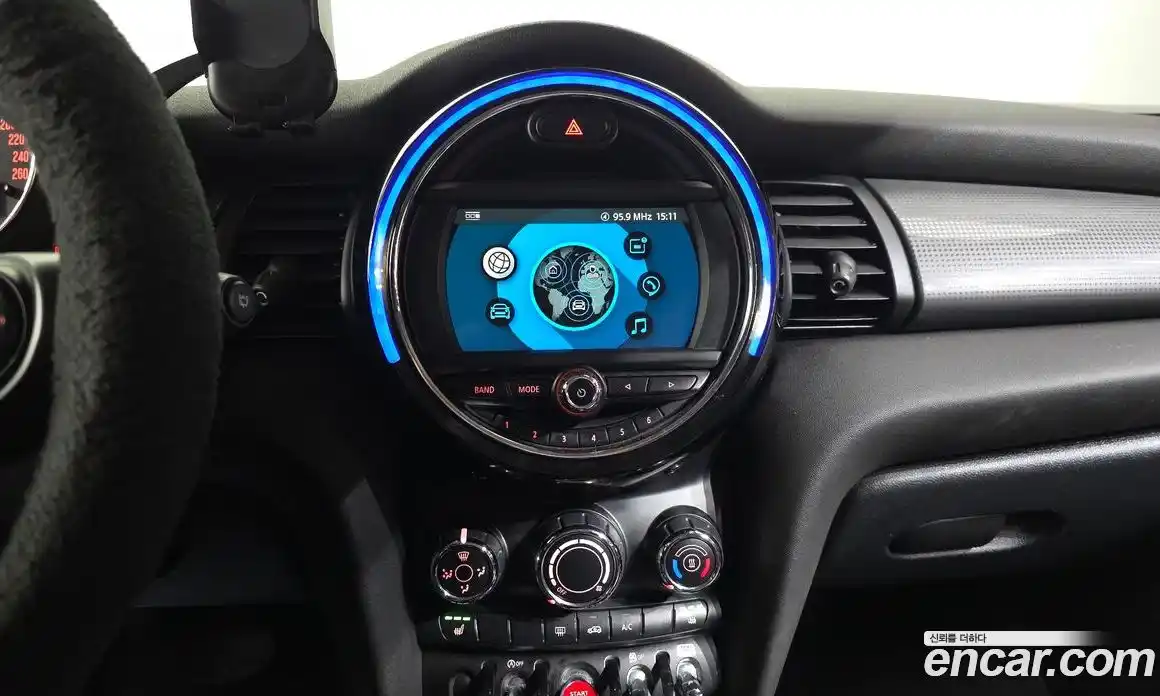 Mini Cooper 2018 1.5 гидро в Москве № 1293364, фото 14