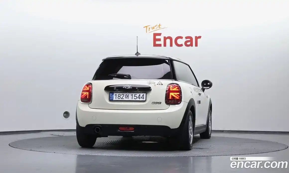 Mini Cooper 2018 1.5 гидро в Москве № 1293364, фото 4