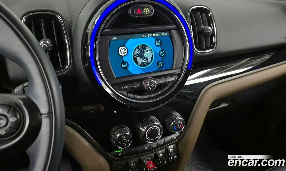 Mini Countryman 2018 2.0 гидро в Москве № 1293388, фото 14