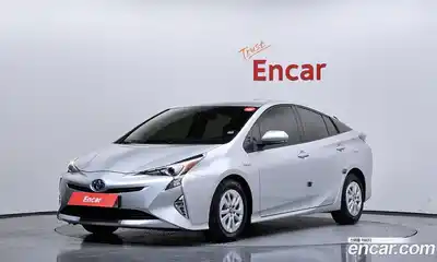 Toyota Prius, 2016