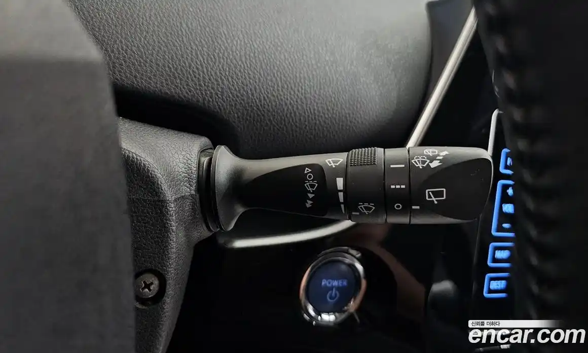Toyota Prius 2016 1.8 гидро в Москве № 1293403, фото 14