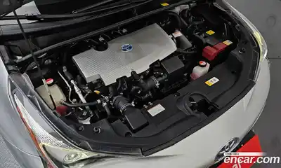 Toyota Prius 2016 1.8 гидро в Москве № 1293403, миниатюра 6