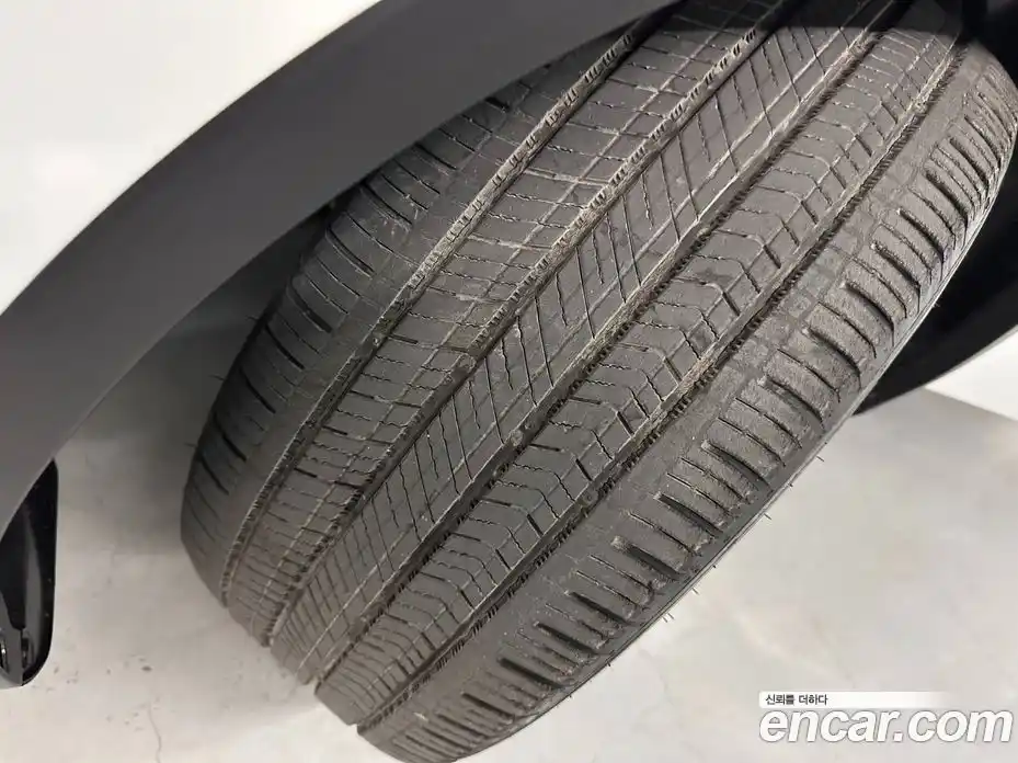 Tesla Model Y 2023 0.2 гидро в Москве № 1293726, фото 19