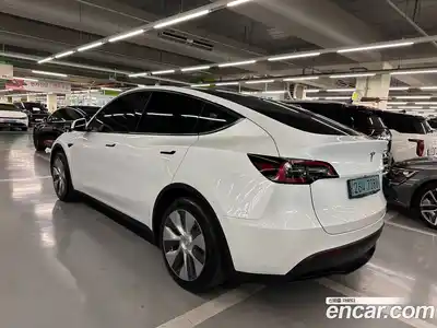 Tesla Model Y 2023 0.2 гидро в Москве № 1293726, миниатюра 4