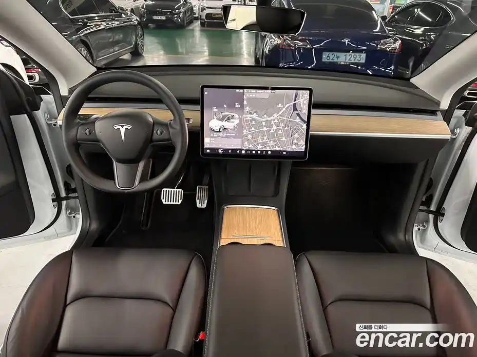 Tesla Model Y 2023 0.2 гидро в Москве № 1293726, фото 7